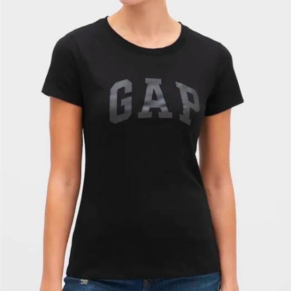 Gap Logo T Shirt - Picture 1 of 8